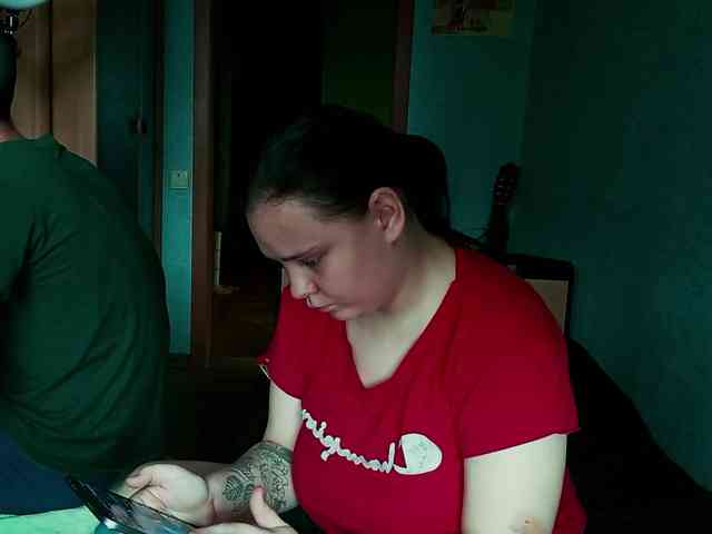 YourSweetPiggy webcam