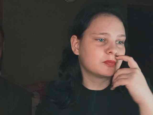 YourSweetPiggy webcam