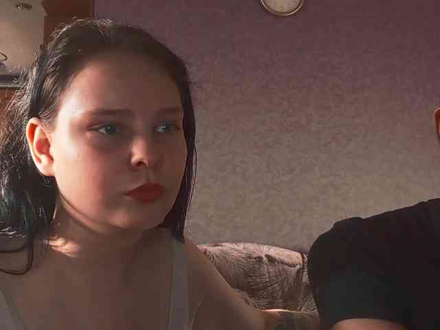 YourSweetPiggy webcam