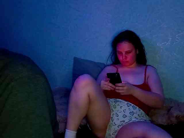 YourSweetPiggy webcam