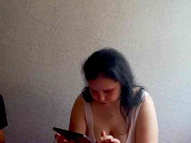 YourSweetPiggy webcam