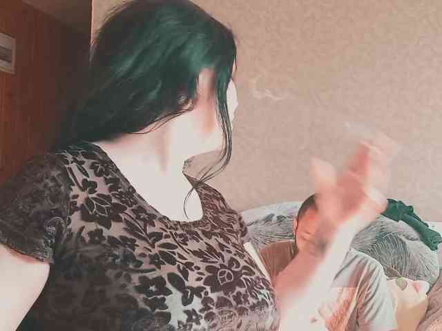 YourSweetPiggy webcam
