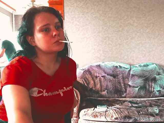 YourSweetPiggy webcam