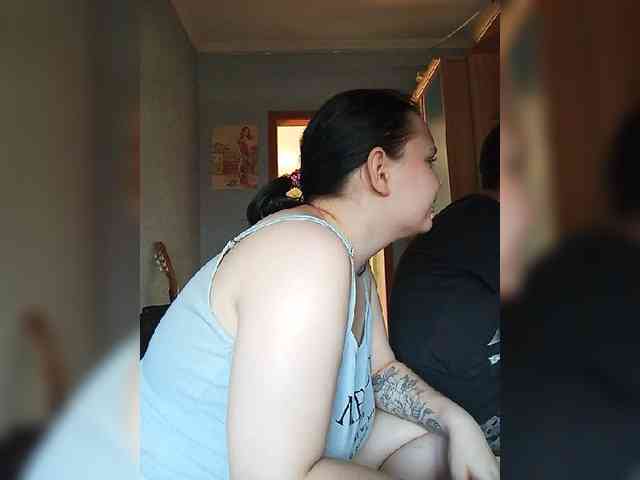 YourSweetPiggy webcam