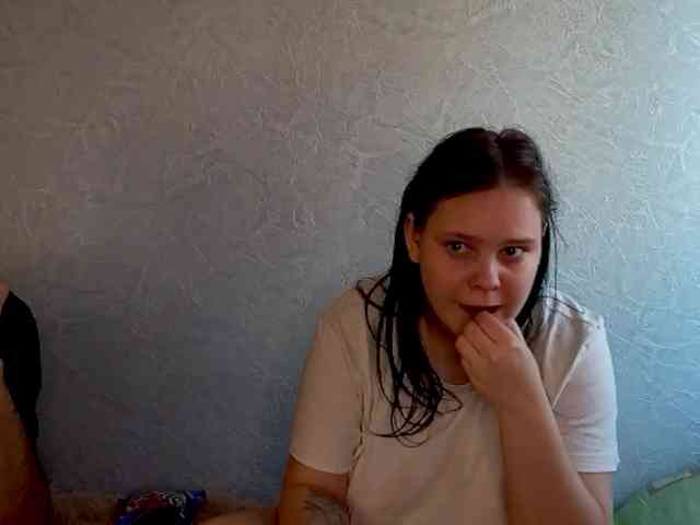YourSweetPiggy webcam