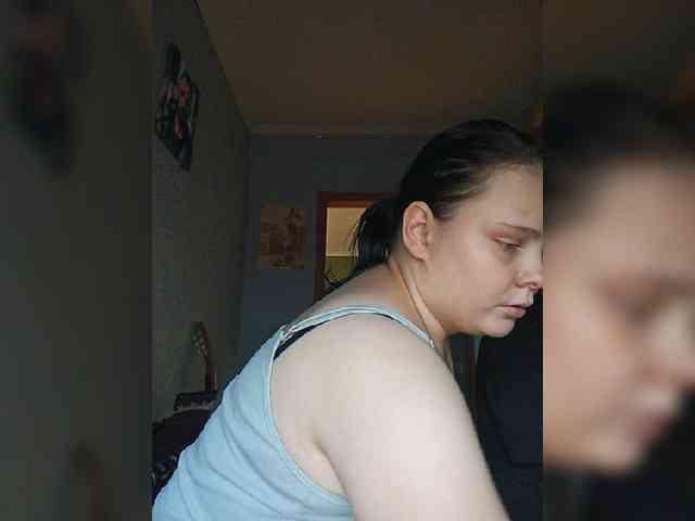 YourSweetPiggy webcam