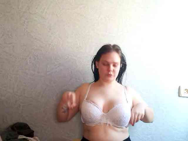 YourSweetPiggy webcam