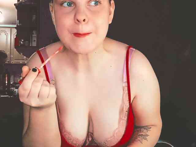 YourSweetPiggy webcam