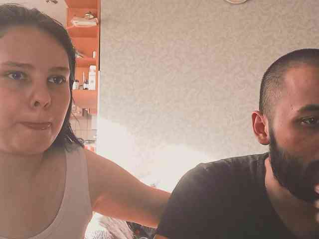 YourSweetPiggy webcam