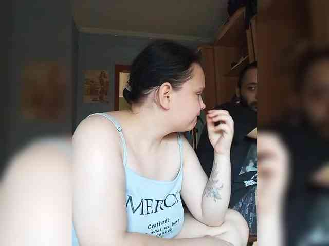 YourSweetPiggy webcam