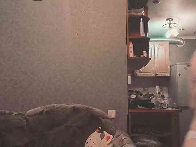 YourSweetPiggy webcam