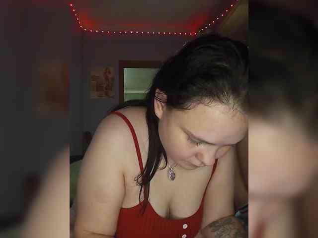 YourSweetPiggy webcam