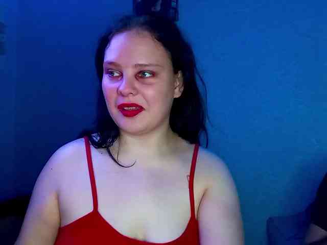 YourSweetPiggy webcam