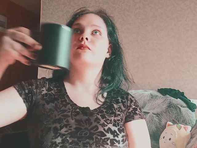 YourSweetPiggy webcam