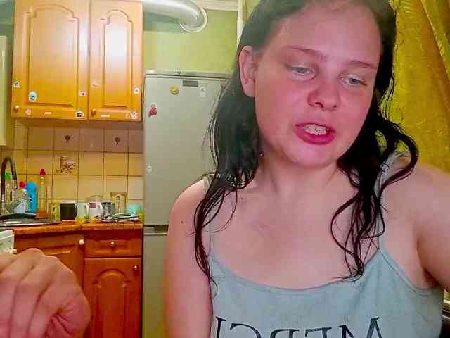 YourSweetPiggy webcam