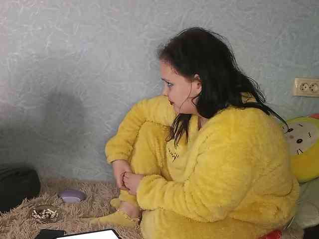 YourSweetPiggy webcam