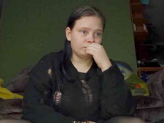 YourSweetPiggy webcam