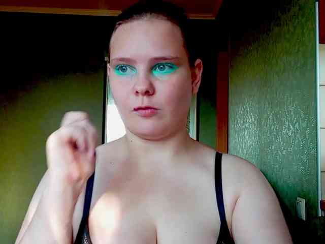 YourSweetPiggy Live Webcam on BongaCams