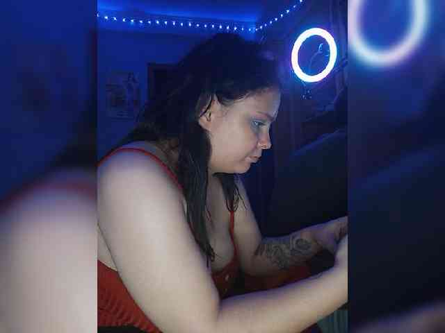 YourSweetPiggy webcam