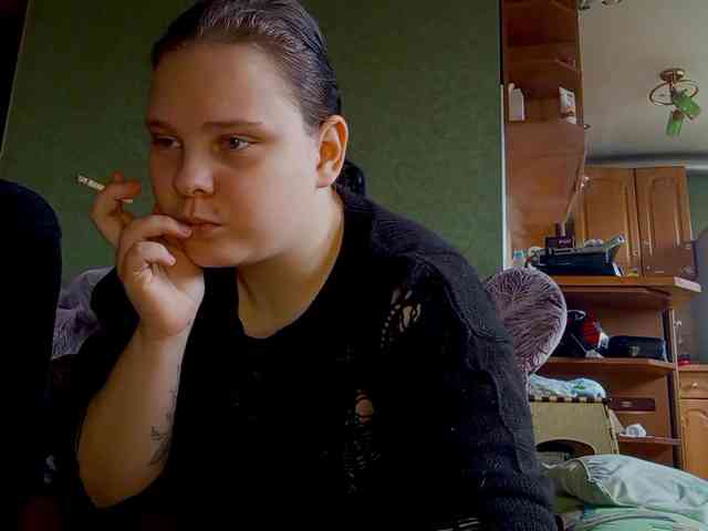 YourSweetPiggy webcam