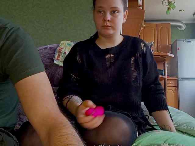 YourSweetPiggy webcam