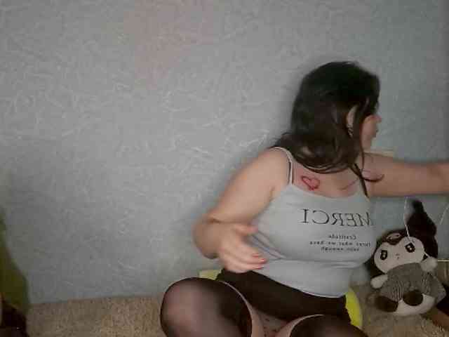 YourSweetPiggy webcam