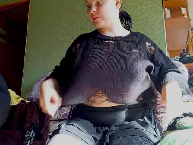 YourSweetPiggy webcam