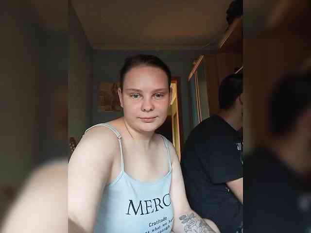 YourSweetPiggy webcam