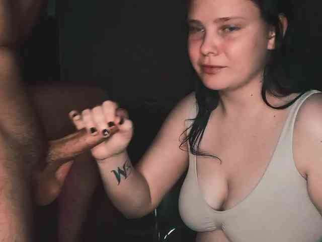 YourSweetPiggy webcam