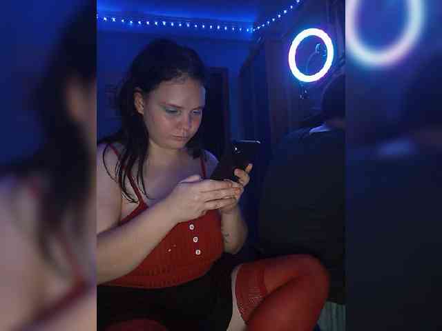 YourSweetPiggy webcam