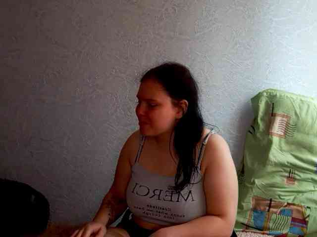YourSweetPiggy webcam