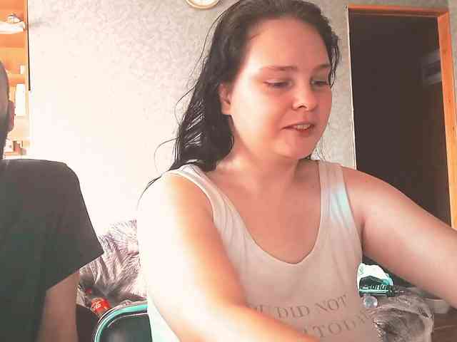 YourSweetPiggy webcam