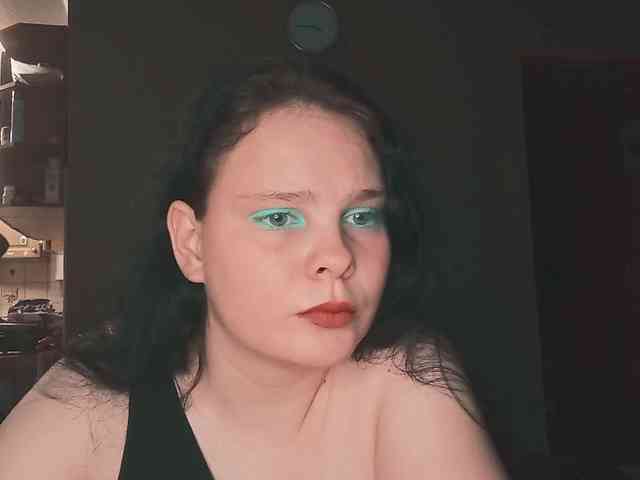 YourSweetPiggy webcam
