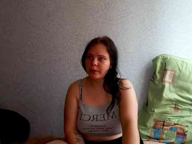 YourSweetPiggy webcam