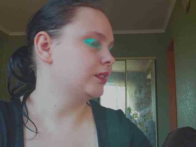 YourSweetPiggy webcam
