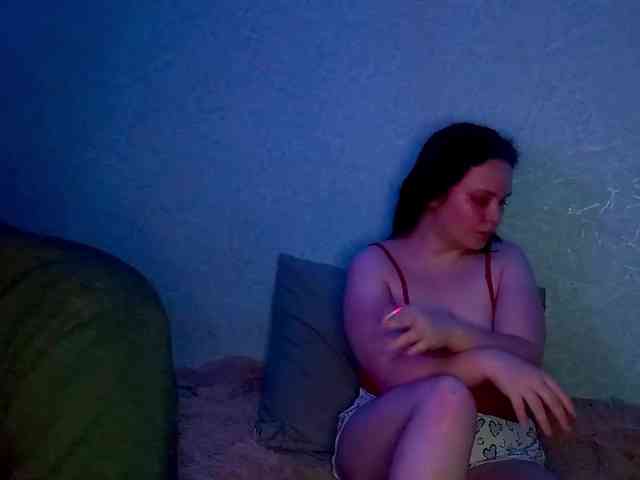 YourSweetPiggy webcam