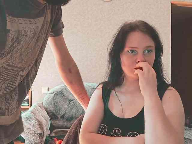 YourSweetPiggy webcam