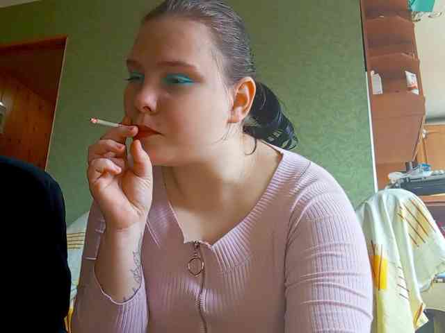 YourSweetPiggy webcam