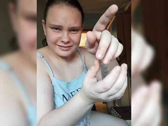 YourSweetPiggy webcam