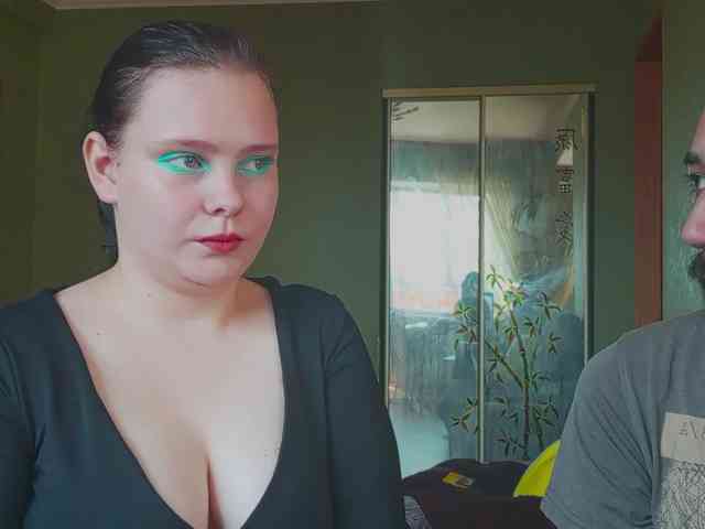 YourSweetPiggy webcam