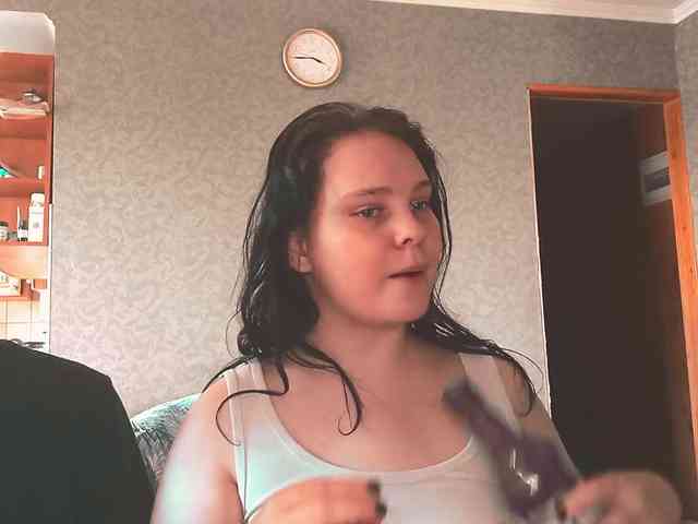 YourSweetPiggy webcam