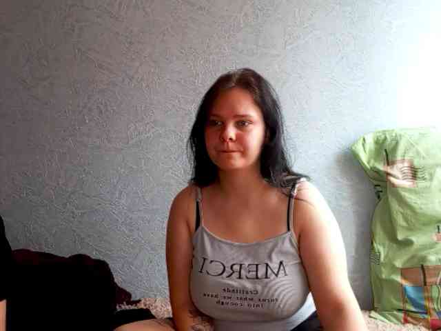 YourSweetPiggy webcam
