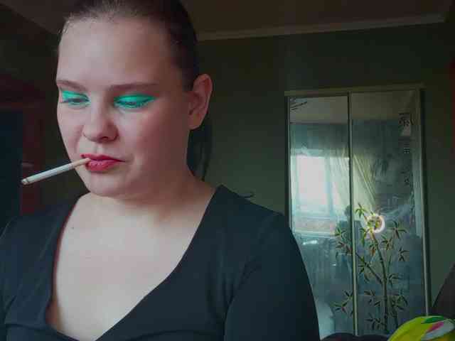 YourSweetPiggy webcam