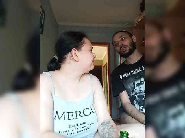 YourSweetPiggy webcam