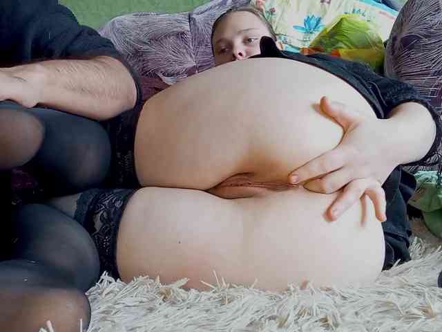 YourSweetPiggy webcam