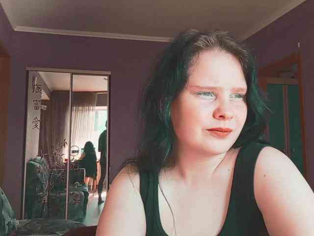 YourSweetPiggy webcam