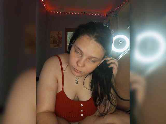 YourSweetPiggy webcam