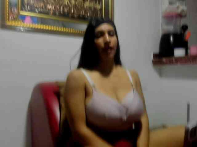 Karollovestar webcam