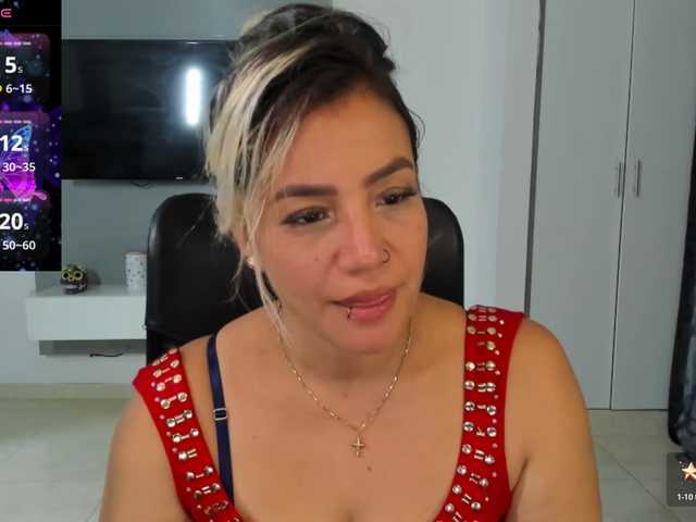 luckyjok live cam on BongaCams