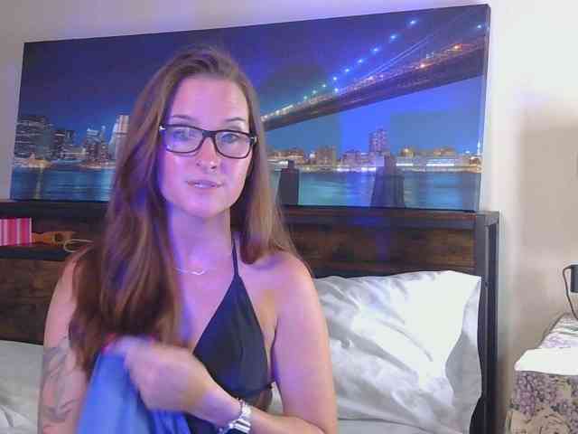 PopTartt webcam